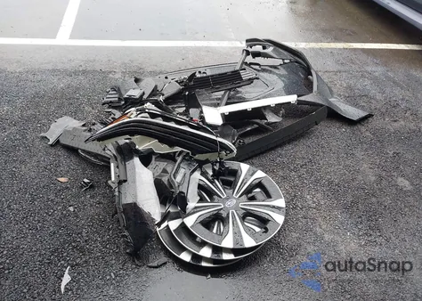 2025 Subaru Solterra Premium из США, поврежденный, VIN JTMABABA2SA101032